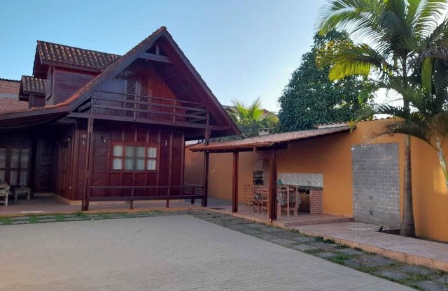 Casa Cravo in jabaquara beach and near the center with 3 suites
