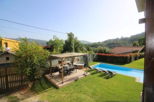 Casa da Pontelha by Gerês Casas