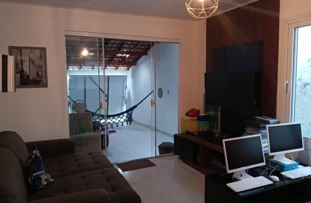Casa em Pariquera-Açu!! Próxima a Cachoeiras e Praias!!