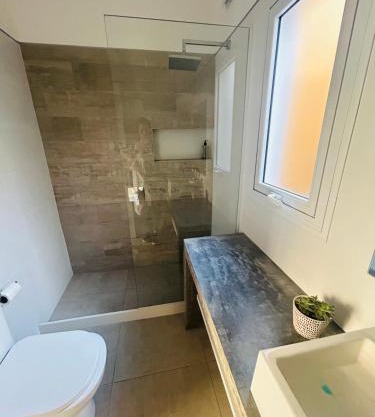 Casa equipada en zona hermosa de Montevideo para disfrutar el verano en la ciudad, playa, carnaval y mucho más