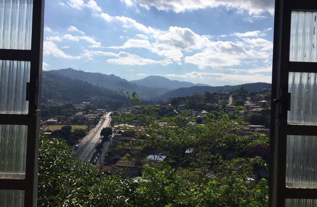Casa grande, toda mobiliada e muito confortável em Sabará