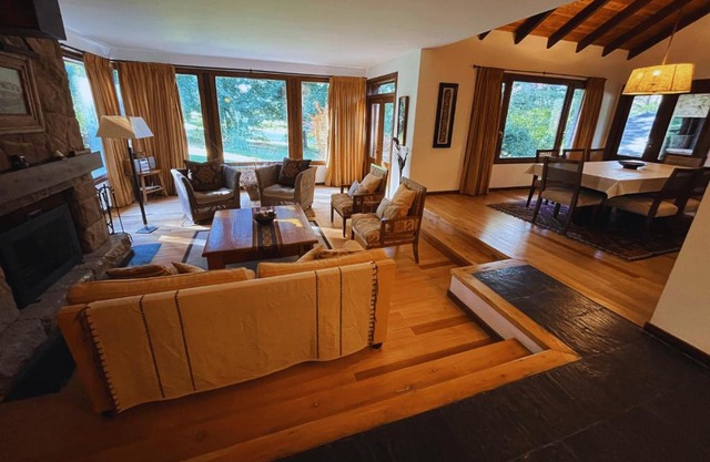 Casa Hoyo 5 - Arelauquen Golf & Country Club Bariloche