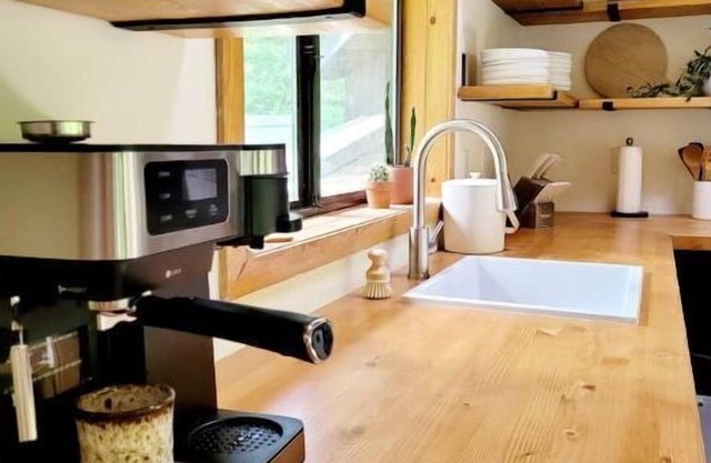 Casa in the Forest - Christina Lake