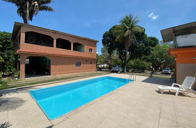 CASA inteira entre Guaratiba e Campo Grande, Rio de Janeiro, RJ - a 40 min da praia, próximo ao Estádio Miecimo da Silva e Park Shopping-Ideal para descanso, encontros, festa e lazer-3000 m2