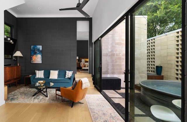 Casa Luna-Modern Retreat w/Private Cowboy Pool!