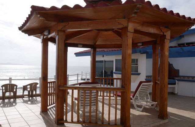 Casa Mar Azul -Luxury in San Antonio Del Mar –Indoor Pool, Private Beach Access!