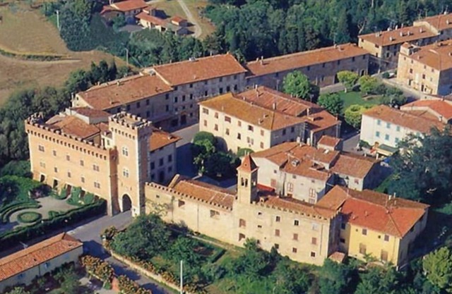 Casa Margherita: Charme Apartment in Bolgheri Castle