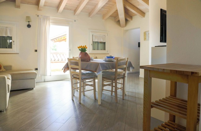 Casa Monia - Two Bedroom Apartment, Sleeps 3