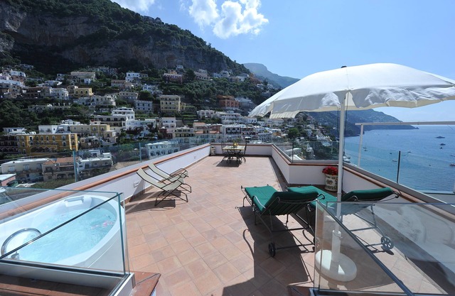 Casa Patty . Breath-taking view!