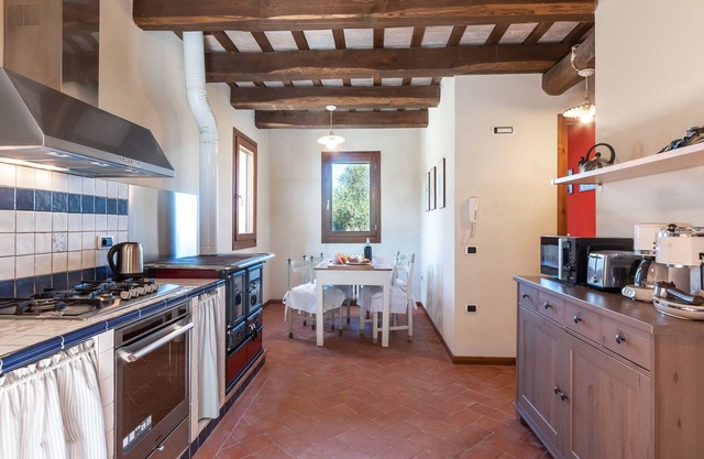 Casale Principessa 6+2, Emma Villas