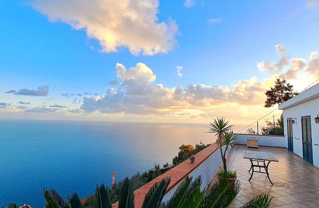 "CASALENA" Villa a Furore Amalfi coast con grande terrazzo e vista sul MARE