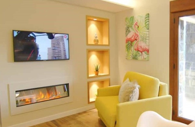 Casas Ordesa - Puertolas Suite Apartment
