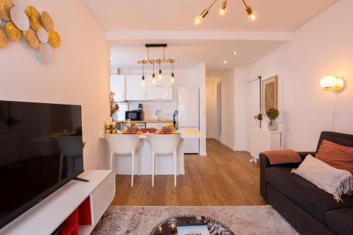 Cascais Av 25 Abril MHouse Lease