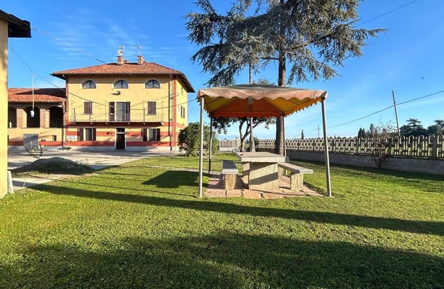 Cascina Santa Marta - Four-room apartment