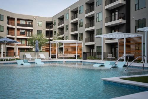 Casita Longhorn - 10 mins from Q2 - Boats for Rent