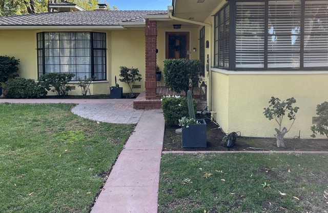 Casita Palo Verde - 4bed/2bath Fresno Gem!