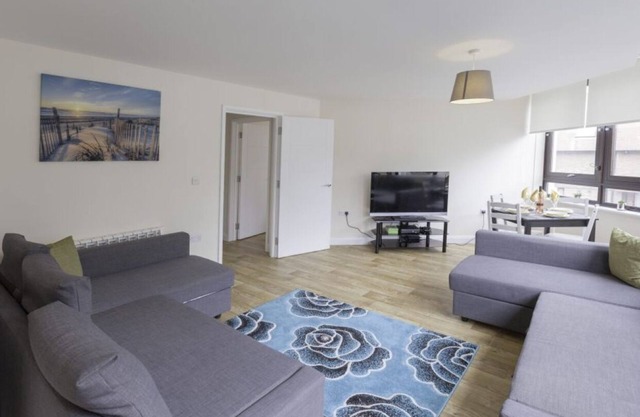 Castle Point 6 Apartment - Premier Lodge