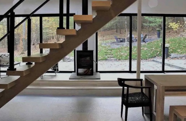 Catskills art studio turned modern loft in Accord