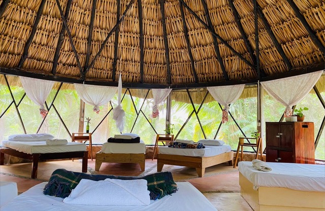Cayuco Maya