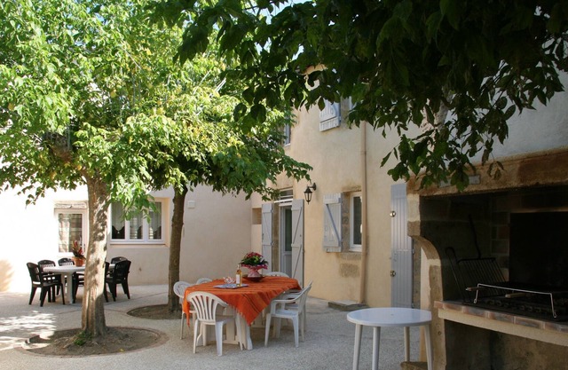 CENTER BOURG HOUSE IN VILLANDRAUT