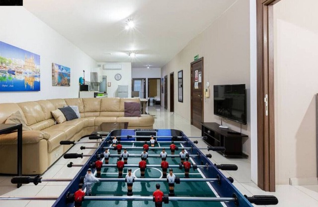 Central APT w/table soccer, working desk & WIFI