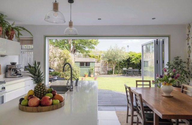Central Henley Gem – Private, Peaceful, and Perfectly Located