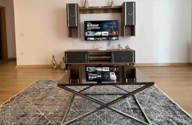 Central Location New Furnished 1+1 Modern Flat Elit Palace Residence.