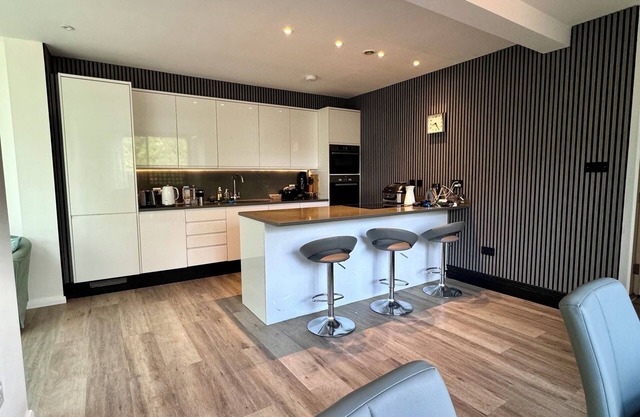 Central London Tennis Court