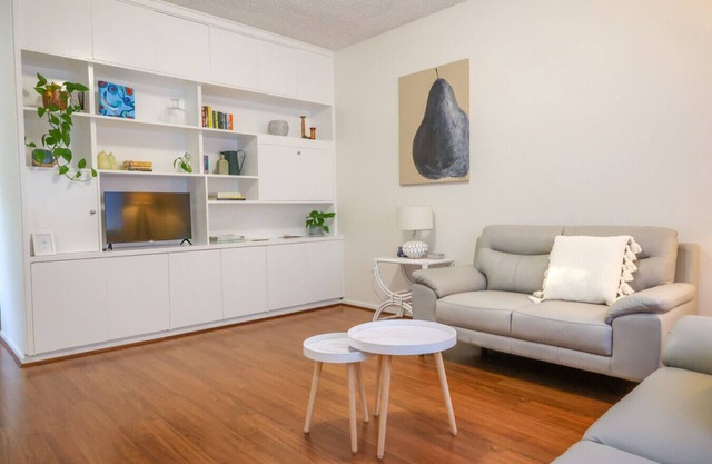 Central Simmons Apartment Wagga