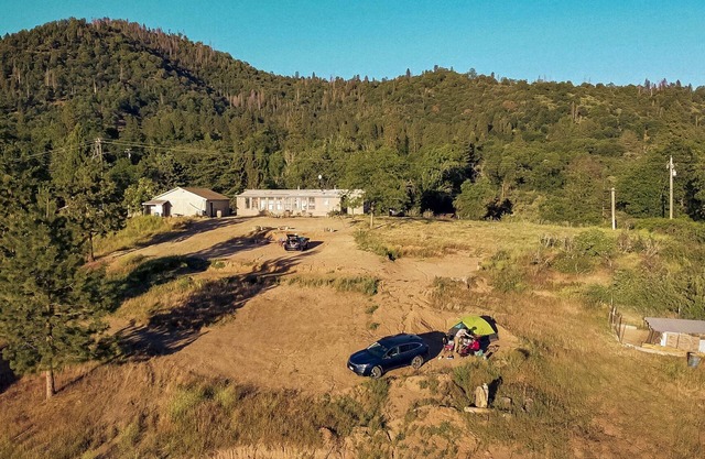 CG03: Medium 30X40 ft. Campsite/Shower - Kings Canyon & Sequoia NP