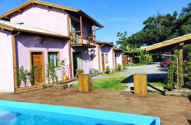 Chalés da Guarda do Embaú