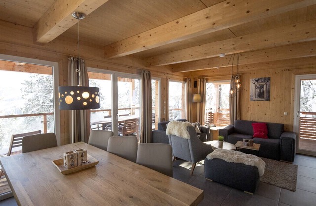 Chalet # 11 with IR-sauna & indoor whirlpool