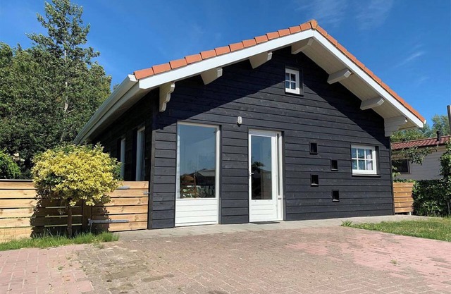 Chalet 266 - Three Bedroom Resort, Sleeps 6