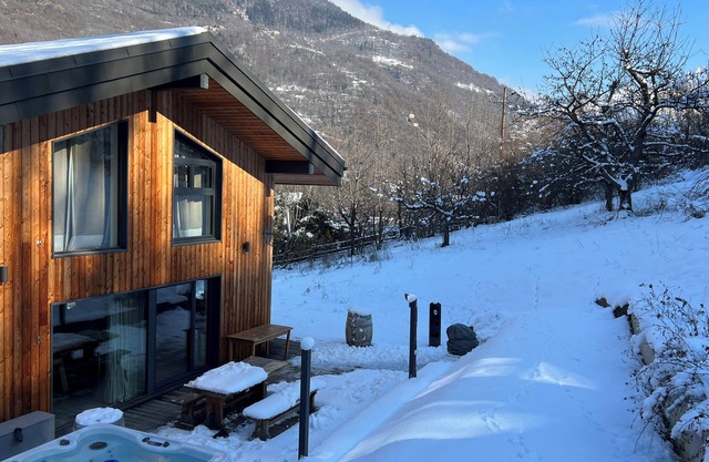 Chalet 4* 12 persons -SPA- Courchevel- Meribel - Brides les Bains