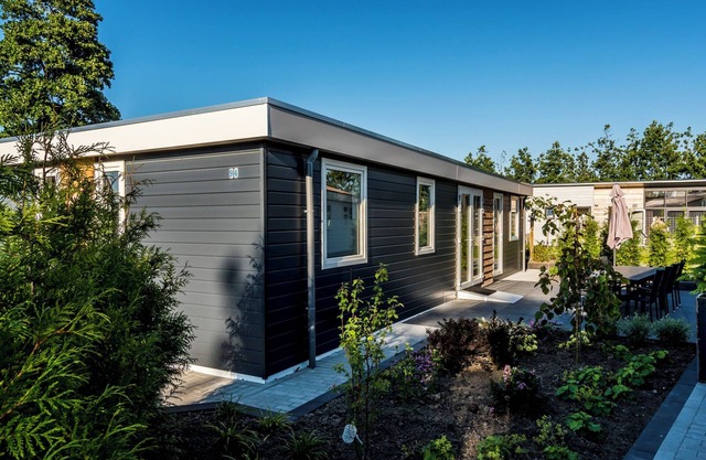 Chalet 94 - Four Bedroom Resort, Sleeps 8
