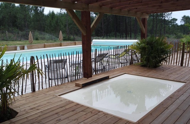 Chalet Atypique au Cœur de la Forêt de Pin
