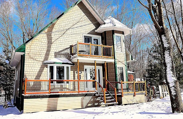 Chalet bord de l'eau avec spa