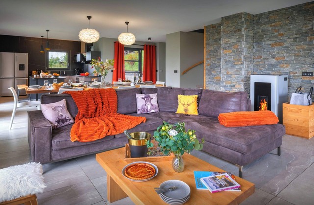 Chalet Confidentiel - secluded stay mountain & valley views - OVO Network
