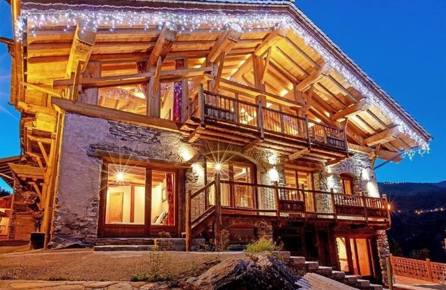 Chalet Farmhouse
