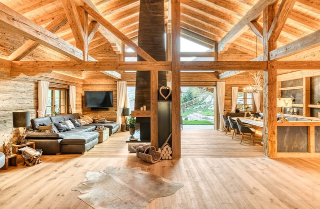Chalet GM in Brand With 5 Bedrooms and 4 Bathrooms