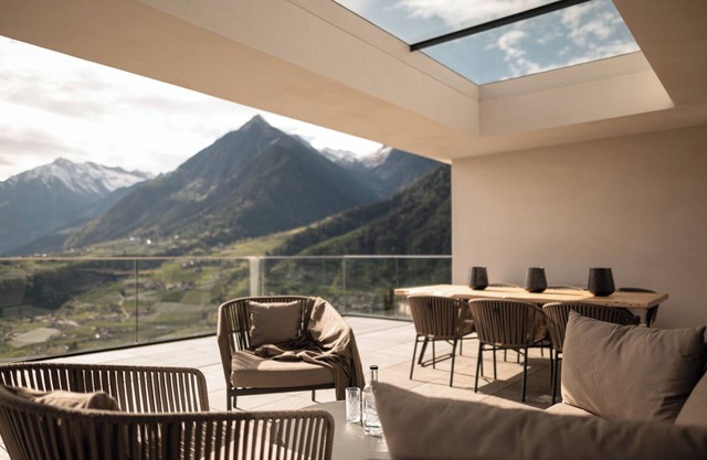 Chalet "Goyen" with Shared Pool, Private Terrace & Wi-Fi