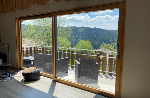 Chalet ideal for 2 families or large family in a quiet location with magnificent views