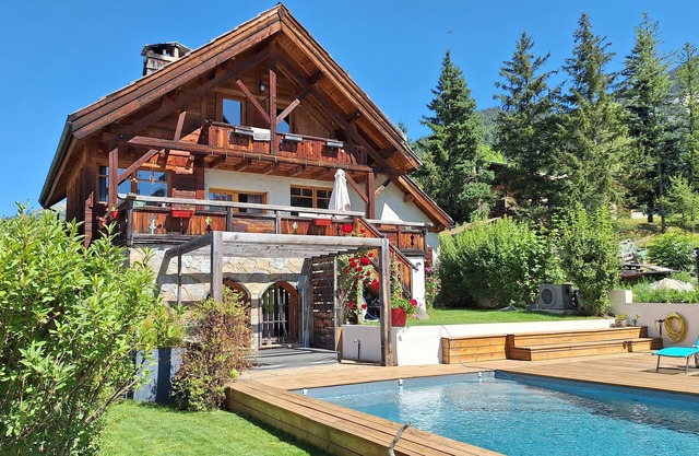 Chalet-luxe-SERRE CAMBEOU* Swimming pool&Spa ideal for a family holiday