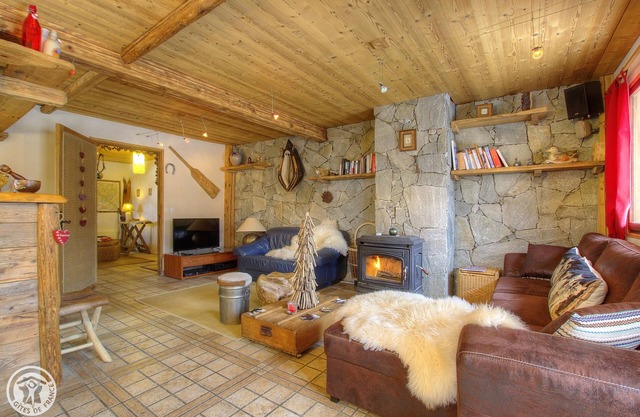 Chalet Marlyne with large jacuzzi