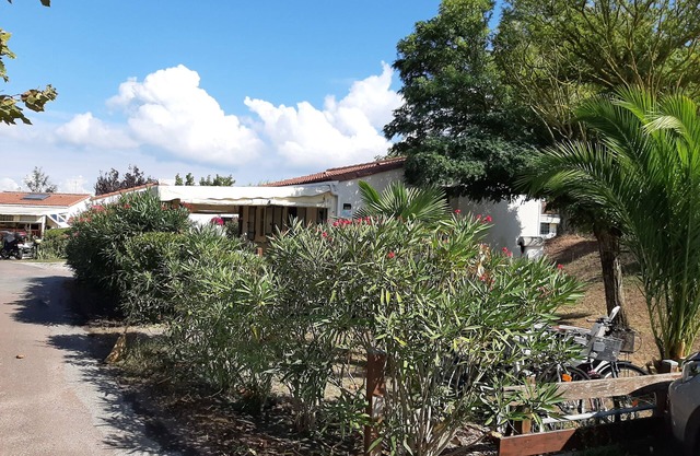 CHALET SAINT PIERRE D'OLERON IN PRIVATE RESIDENCE 4/6 PEOPLE WITH SWIMMING POOL