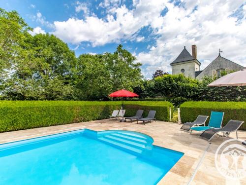 Chambres d'hôtes élégantes à La Ménitré avec piscine chauffée et wifi - FR-1-622-115