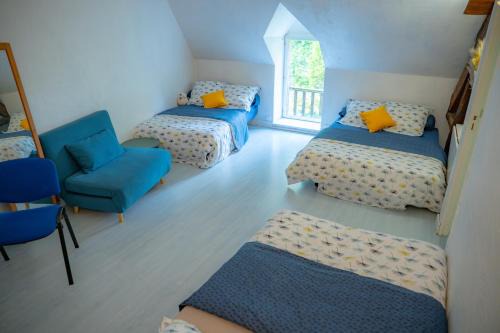 CHAMBRES FAMILIALES ou PETITS GROUPES CAMPAGNE