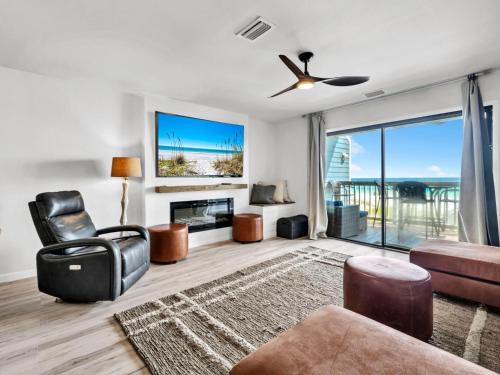 Charline at Shoreline Villas