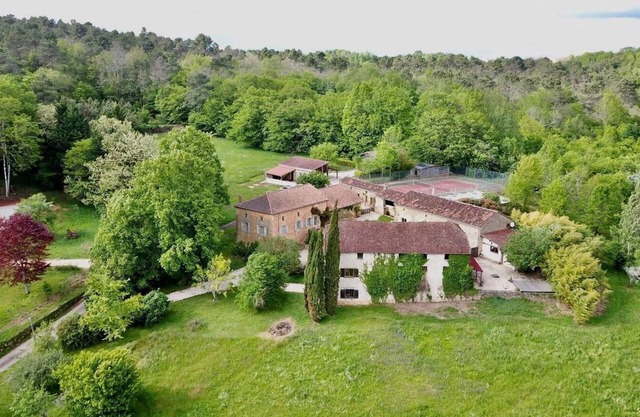 Charly - CASSAGNES - Gîte