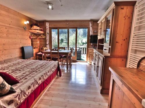 Charmant Studio Montagne Rénové, 4 Pers, Balcon Sud, Proche Centre - FR-1-458-106